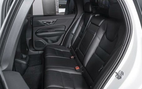 Volvo V60 II, 2018 год, 2 594 000 рублей, 9 фотография