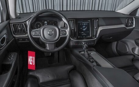 Volvo V60 II, 2018 год, 2 594 000 рублей, 13 фотография