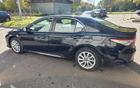 Toyota Camry, 2021 год, 2 400 000 рублей, 2 фотография