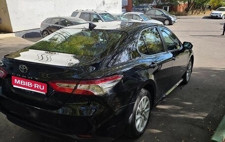 Toyota Camry, 2021 год, 2 400 000 рублей, 4 фотография