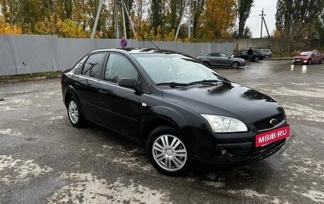 Ford Focus II рестайлинг, 2005 год, 300 000 рублей, 2 фотография