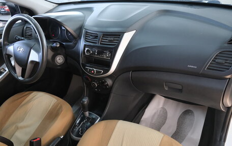 Hyundai Solaris II рестайлинг, 2014 год, 769 000 рублей, 14 фотография