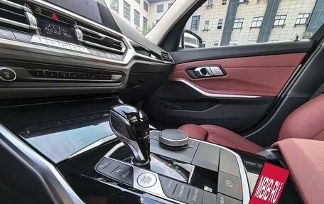 BMW 3 серия, 2022 год, 2 990 932 рублей, 10 фотография