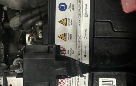 Toyota Vitz, 2010 год, 700 000 рублей, 10 фотография