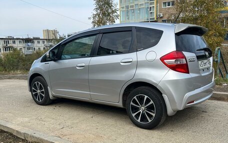 Honda Fit III, 2011 год, 720 000 рублей, 3 фотография