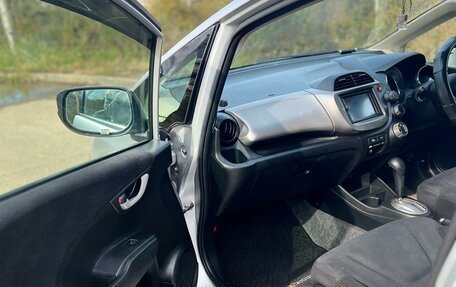 Honda Fit III, 2011 год, 720 000 рублей, 5 фотография