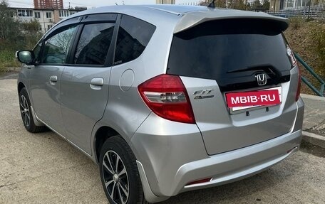 Honda Fit III, 2011 год, 720 000 рублей, 15 фотография