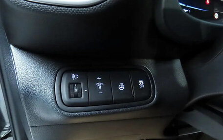 Hyundai Venue I, 2022 год, 1 200 000 рублей, 4 фотография