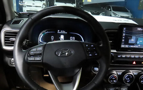 Hyundai Venue I, 2022 год, 1 200 000 рублей, 6 фотография