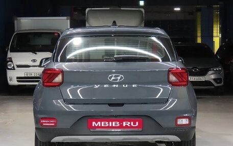 Hyundai Venue I, 2022 год, 1 200 000 рублей, 3 фотография