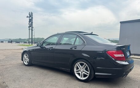 Mercedes-Benz C-Класс, 2013 год, 1 550 000 рублей, 1 фотография