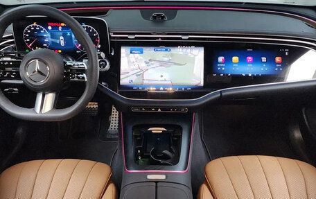 Mercedes-Benz E-Класс, 2024 год, 5 100 000 рублей, 6 фотография