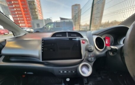 Honda Fit III, 2009 год, 850 000 рублей, 11 фотография