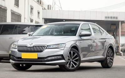 Skoda Superb III рестайлинг, 2025 год, 3 647 990 рублей, 1 фотография