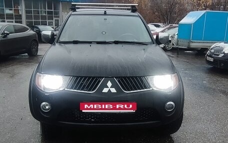 Mitsubishi L200 IV рестайлинг, 2008 год, 1 200 000 рублей, 8 фотография