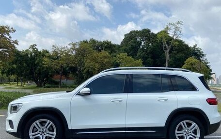 Mercedes-Benz GLB, 2022 год, 2 010 000 рублей, 7 фотография