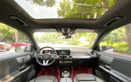 Mercedes-Benz GLB, 2022 год, 2 010 000 рублей, 12 фотография