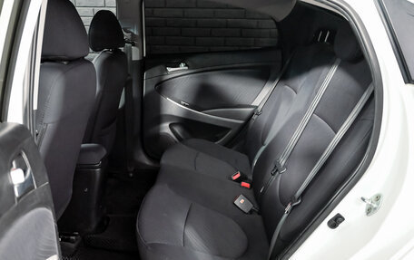 Hyundai Solaris II рестайлинг, 2015 год, 1 150 000 рублей, 17 фотография