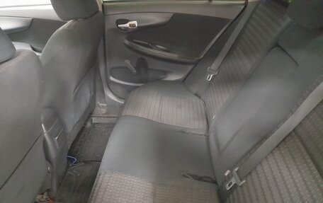 Toyota Corolla, 2011 год, 800 000 рублей, 14 фотография