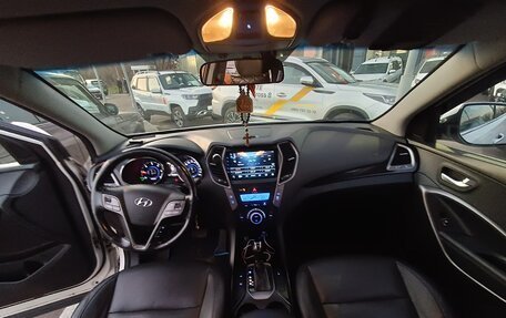 Hyundai Santa Fe III рестайлинг, 2015 год, 2 200 000 рублей, 13 фотография