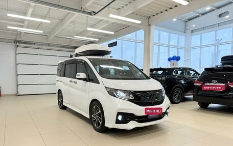 Honda Stepwgn IV, 2016 год, 2 199 900 рублей, 8 фотография