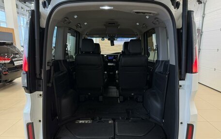 Honda Stepwgn IV, 2016 год, 2 199 900 рублей, 21 фотография