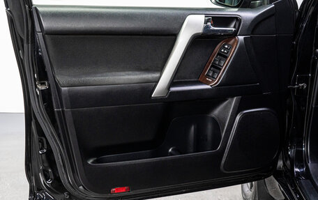 Toyota Land Cruiser Prado 150 рестайлинг 2, 2015 год, 4 579 000 рублей, 11 фотография