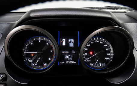 Toyota Land Cruiser Prado 150 рестайлинг 2, 2015 год, 4 579 000 рублей, 31 фотография