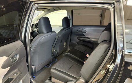 Toyota Wish II, 2010 год, 1 349 000 рублей, 18 фотография