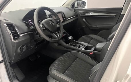 Skoda Karoq I, 2021 год, 1 590 325 рублей, 5 фотография