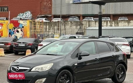 Opel Astra J, 2010 год, 620 000 рублей, 3 фотография