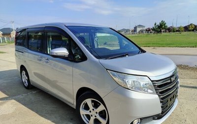 Toyota Noah III, 2015 год, 1 950 000 рублей, 1 фотография