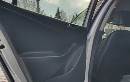 Volkswagen Passat B6, 2008 год, 635 000 рублей, 10 фотография