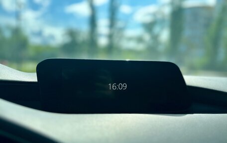 Mazda 3, 2020 год, 2 000 000 рублей, 13 фотография