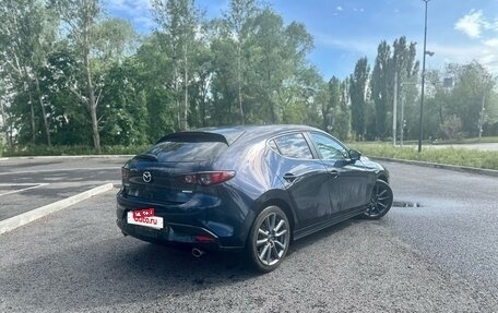 Mazda 3, 2020 год, 2 000 000 рублей, 7 фотография