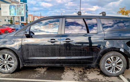 KIA Carnival III, 2018 год, 2 589 000 рублей, 6 фотография