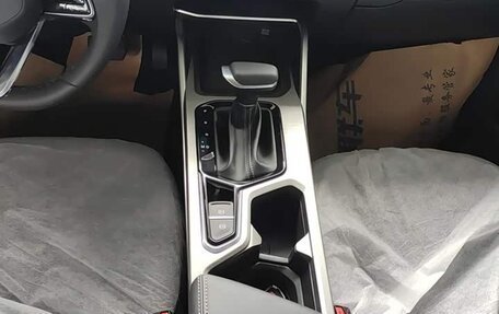 Geely Emgrand, 2025 год, 1 605 000 рублей, 13 фотография