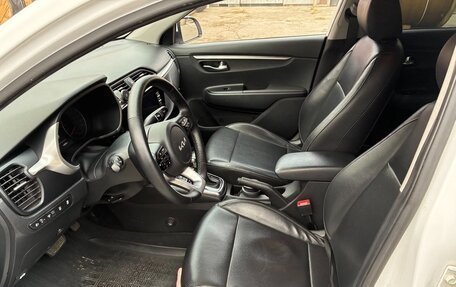 KIA Rio IV, 2021 год, 1 650 000 рублей, 5 фотография