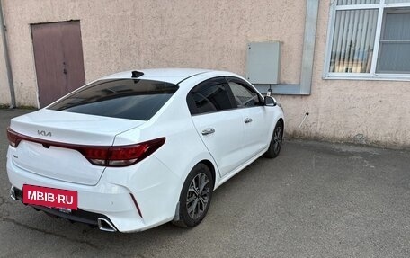 KIA Rio IV, 2021 год, 1 650 000 рублей, 10 фотография