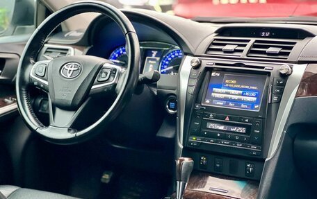 Toyota Camry, 2014 год, 2 100 000 рублей, 18 фотография