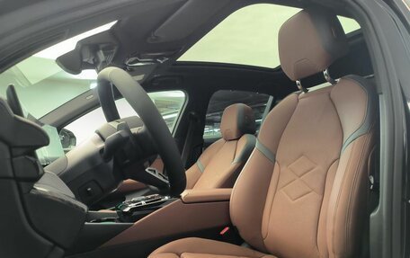 BMW 5 серия, 2025 год, 12 000 000 рублей, 10 фотография