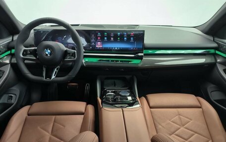 BMW 5 серия, 2025 год, 12 000 000 рублей, 7 фотография