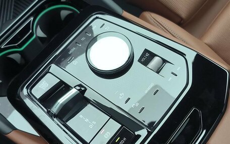 BMW 5 серия, 2025 год, 12 000 000 рублей, 17 фотография