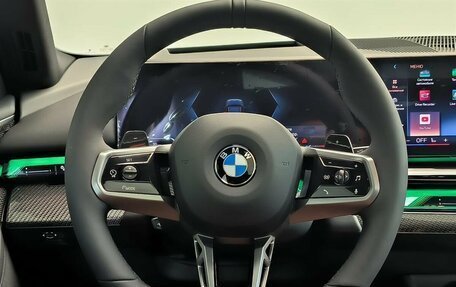 BMW 5 серия, 2025 год, 12 000 000 рублей, 18 фотография