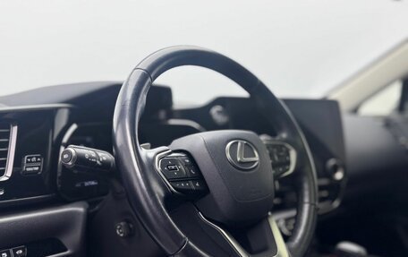 Lexus NX, 2022 год, 6 499 000 рублей, 15 фотография