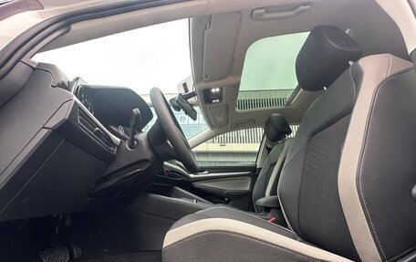 Volkswagen Golf VIII, 2022 год, 2 150 000 рублей, 7 фотография