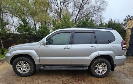 Toyota Land Cruiser Prado 120 рестайлинг, 2007 год, 1 750 000 рублей, 3 фотография