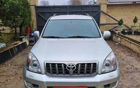Toyota Land Cruiser Prado 120 рестайлинг, 2007 год, 1 750 000 рублей, 2 фотография