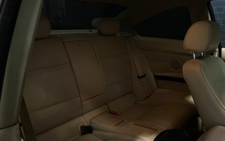 BMW 3 серия, 2010 год, 1 090 000 рублей, 10 фотография