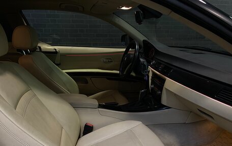 BMW 3 серия, 2010 год, 1 090 000 рублей, 9 фотография